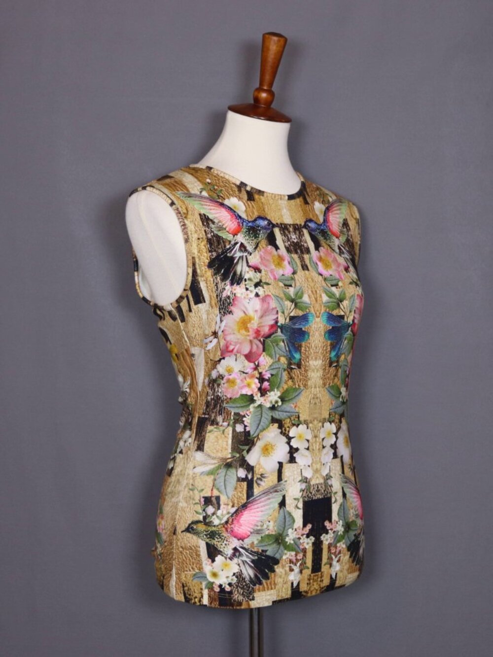 Alexander McQueen Sleeveless Tank top Blouse Hummingbird Floral 2013 - Picture 2 of 14